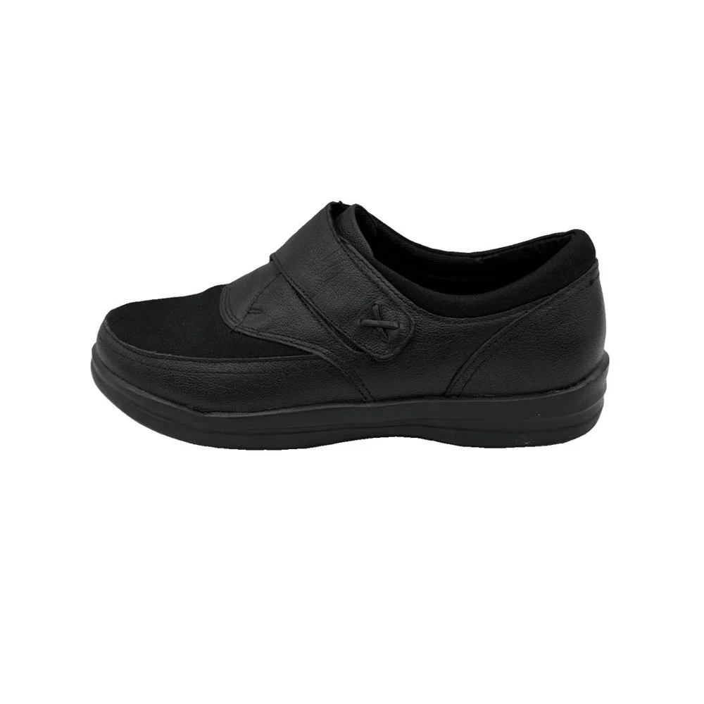 Apex All Black Leather Dressy Work Sneaker Comfort Petals Emmy 7.5W Slip Resist